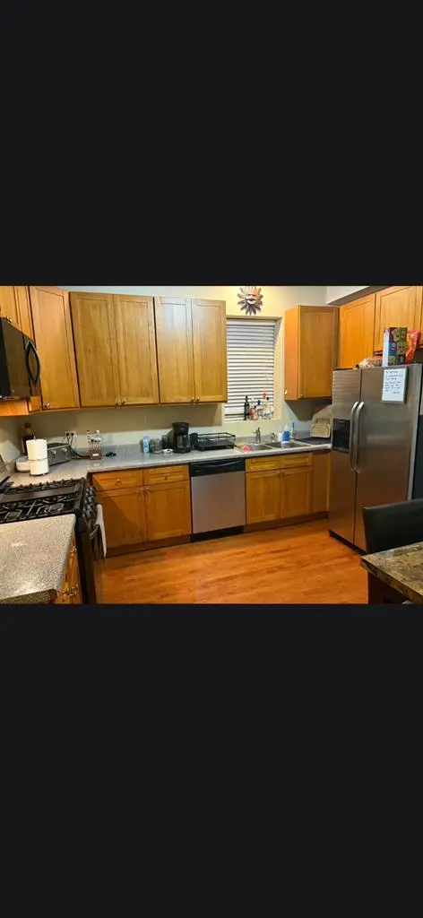 Berwyn, IL....$900