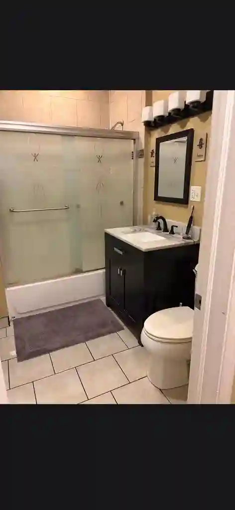 Berwyn, IL....$900