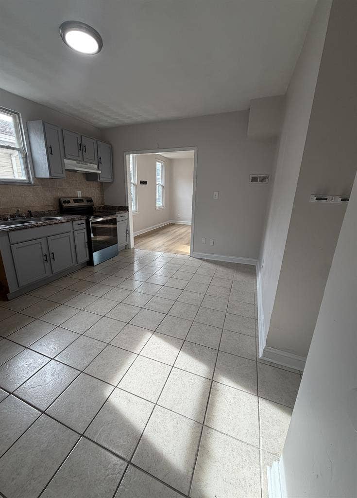 🏡 Private Room for Rent – Norfolk