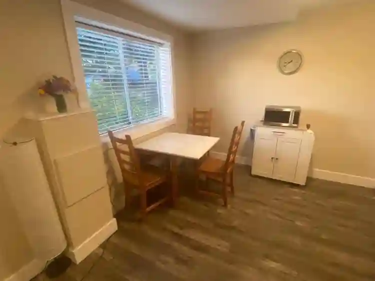 Commercial Drive Garden Suite