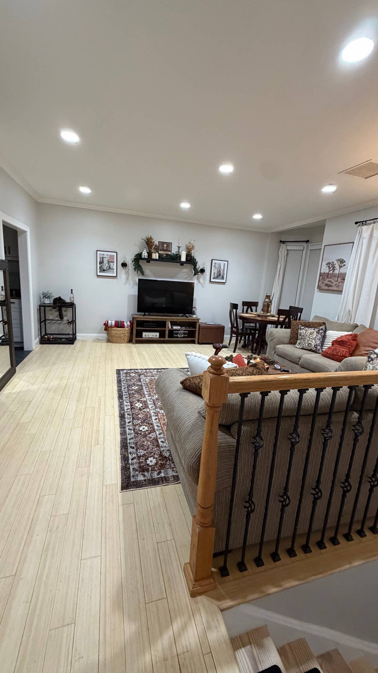 Looking for 1 Female roommate