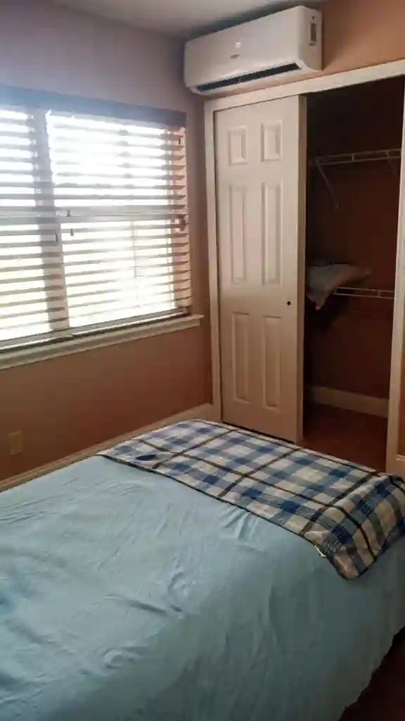 Come See for Rent in Riviera Beach