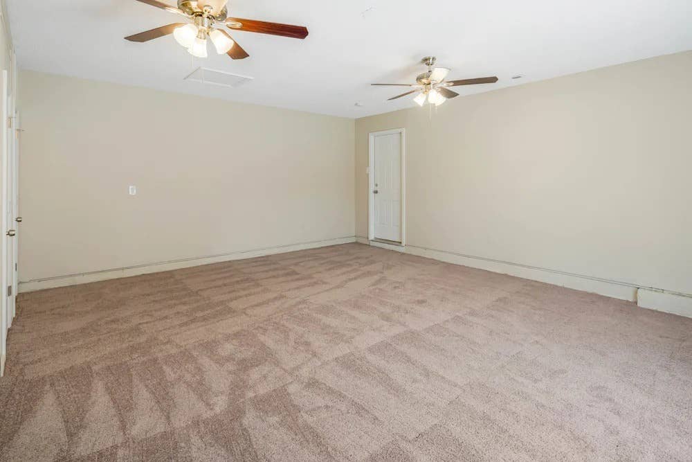 Private Room For Rent In NC