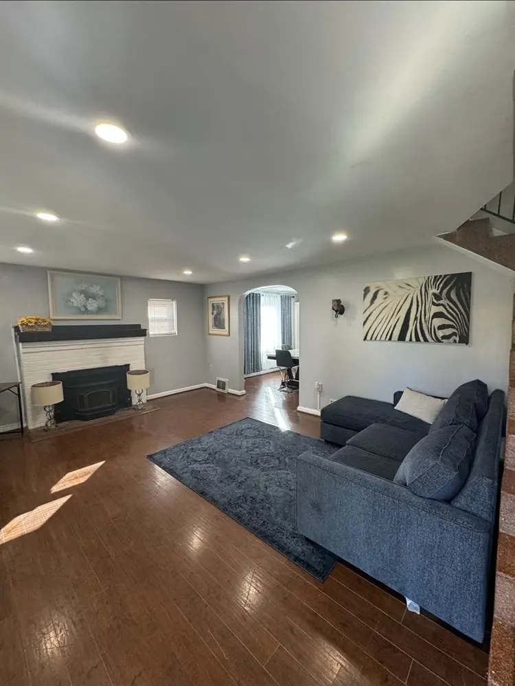 Cozy and clean, fully furnished