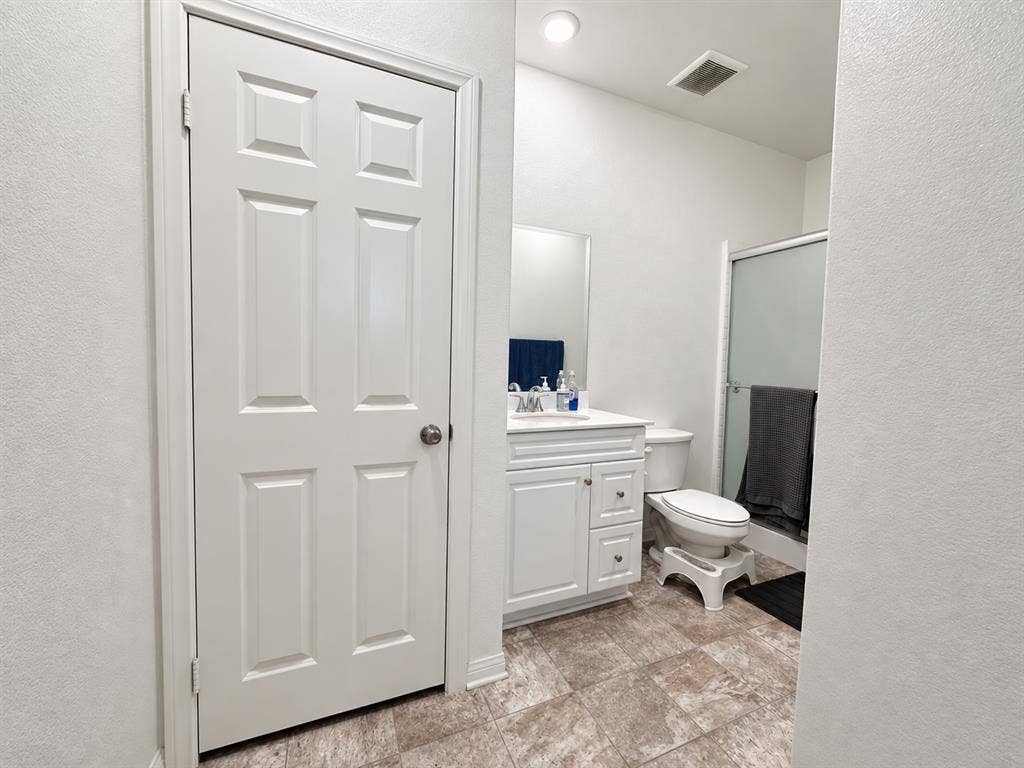 Furnished Room $800/mo Near UCR