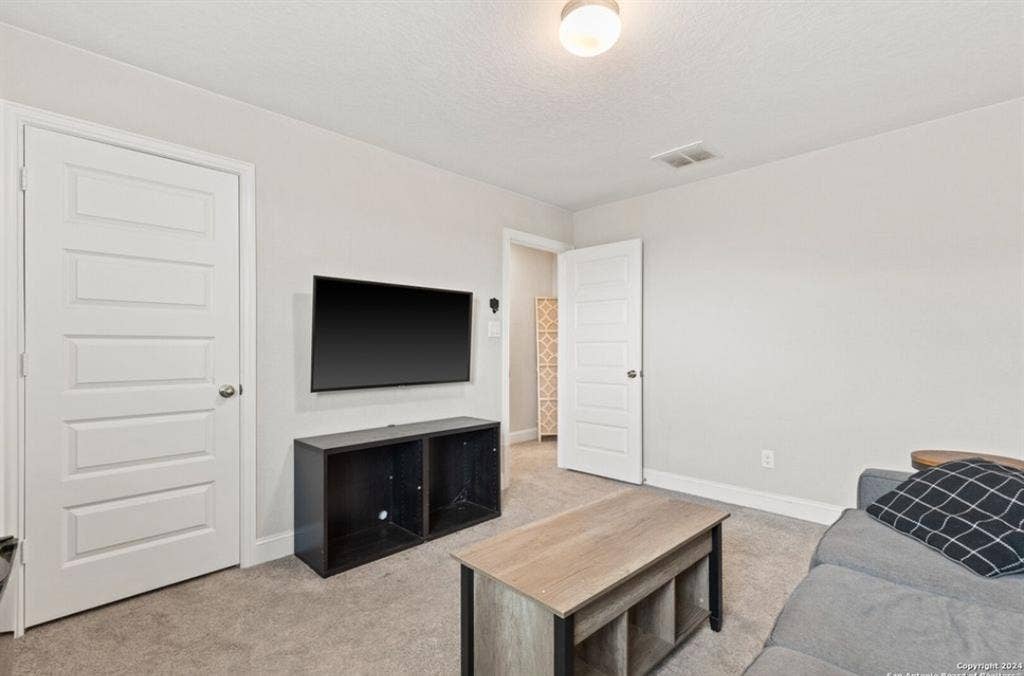 4 BR in San Antonio
