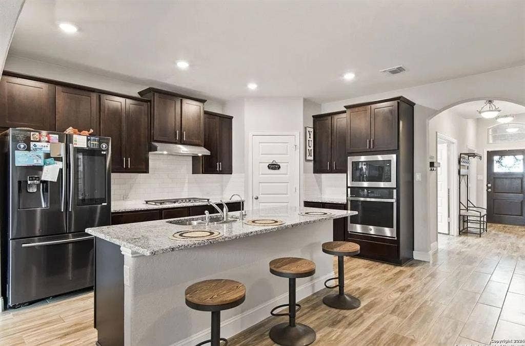 4 BR in San Antonio