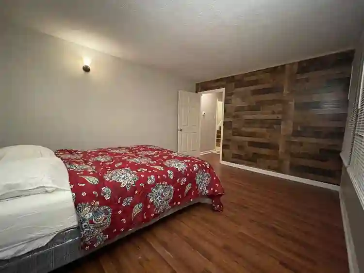 3 BR in College Park