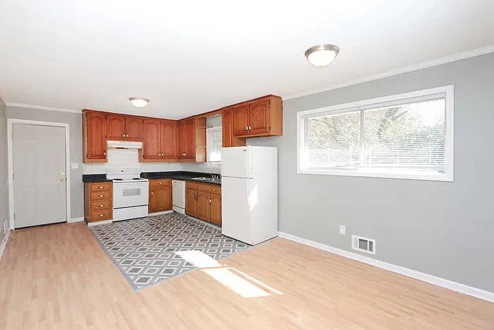3 BR in College Park