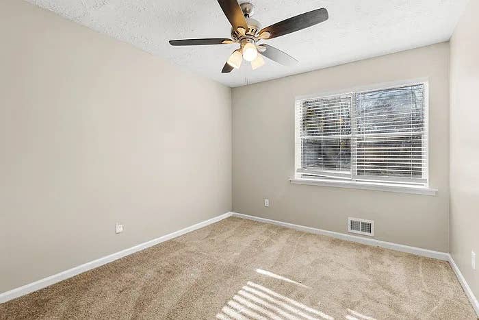 6 BR in Lawrenceville
