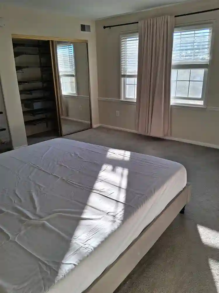Spacious Private Bedroom & Ensuite
