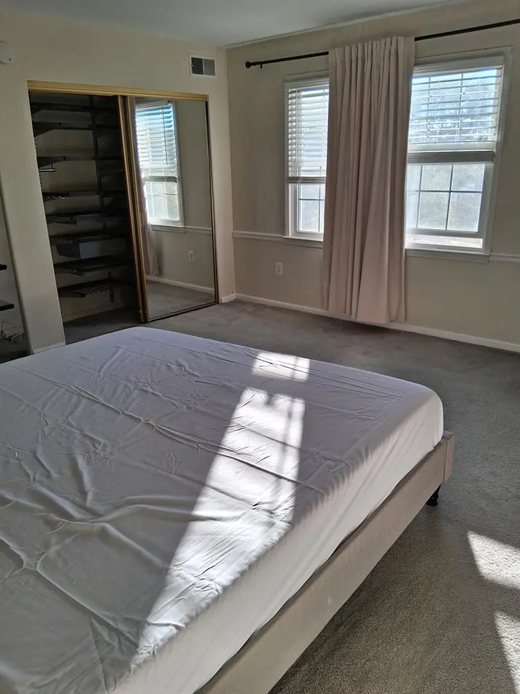 Spacious Private Bedroom & Ensuite