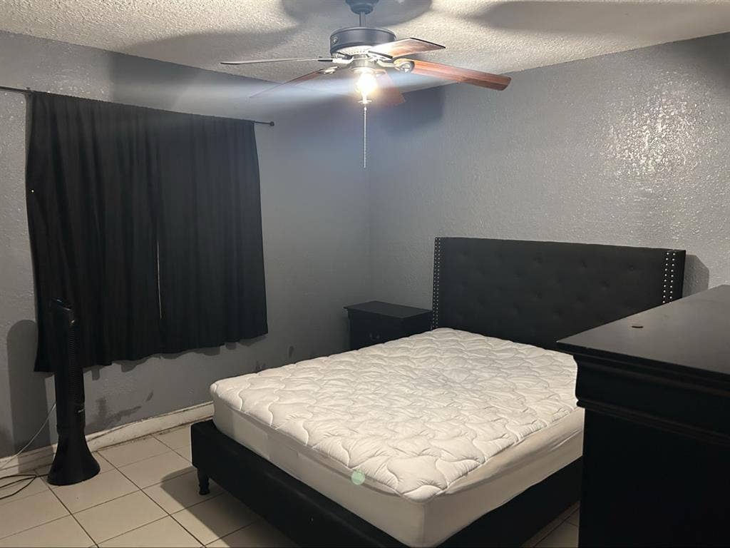 Clean and spacious room!!!