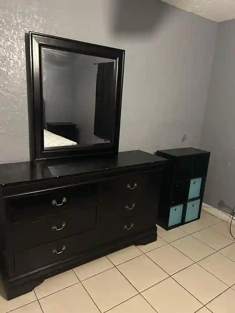 Clean and spacious room!!!
