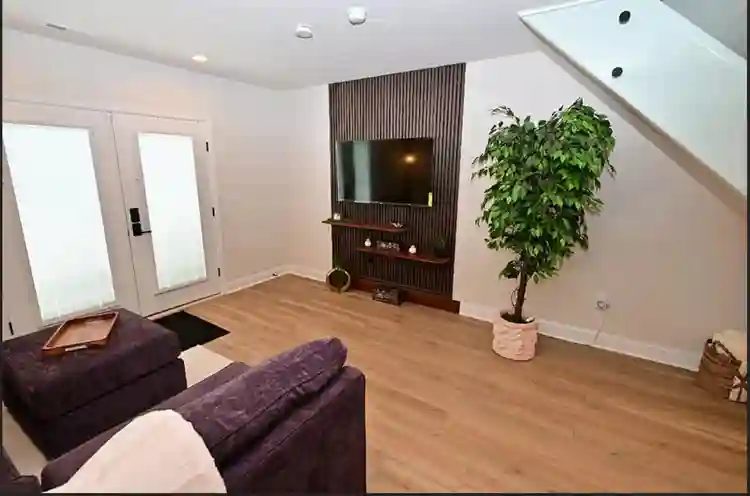 Main Line Living Close to Transit