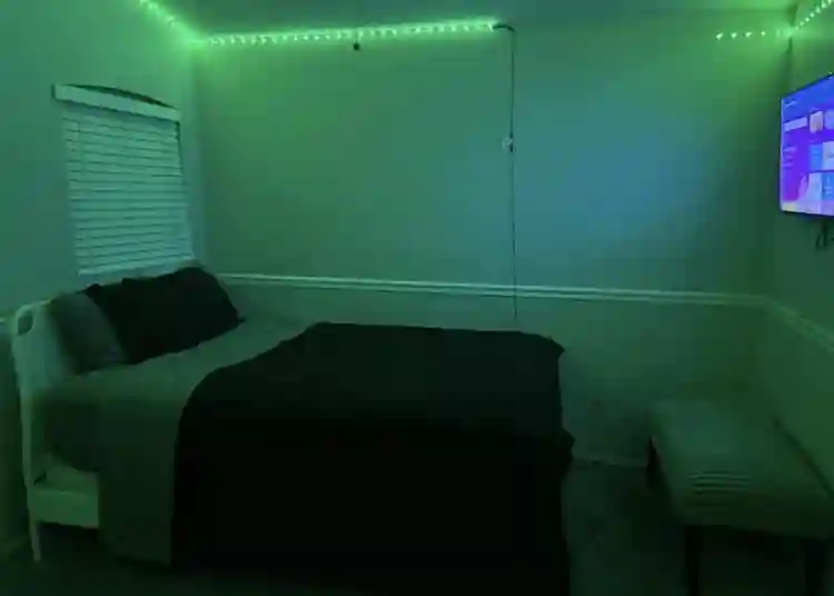 Furnished Room For Rent