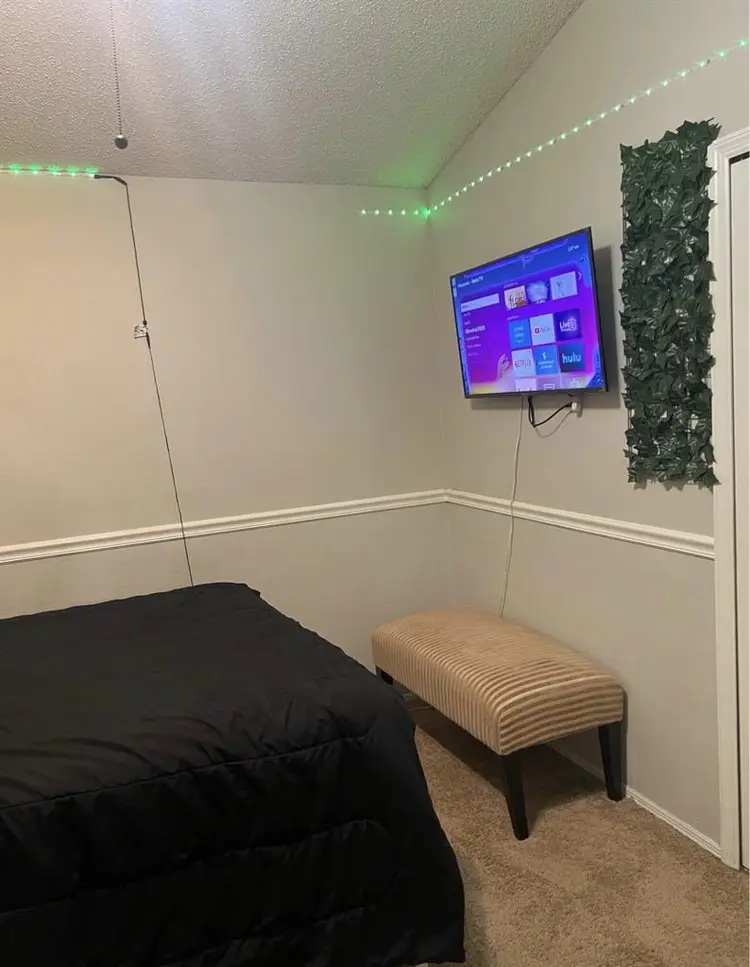 Furnished Room For Rent