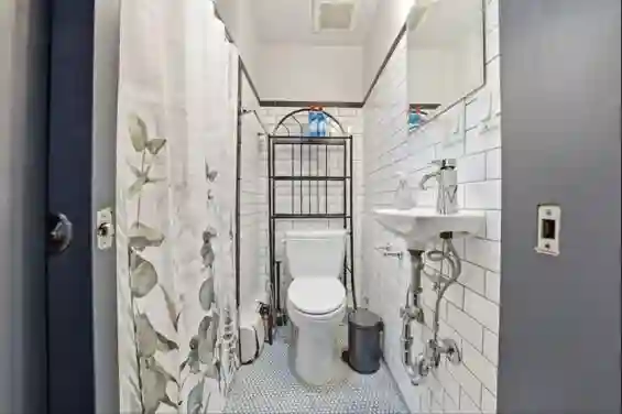 Comfortable Living on the UES