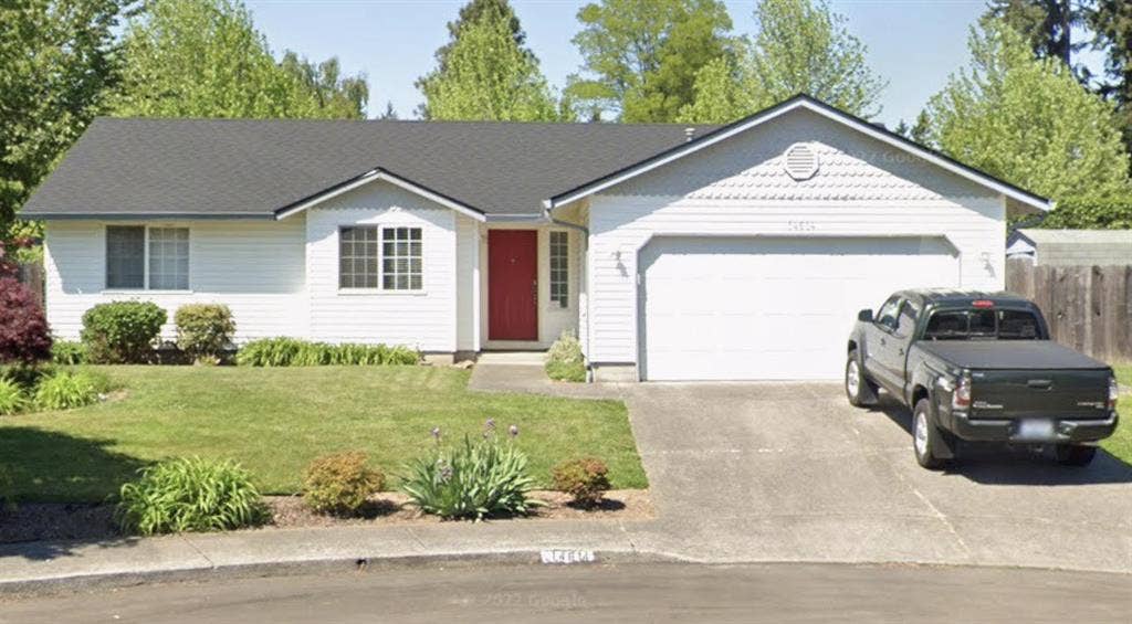 Dog-Friendly Vancouver House Share