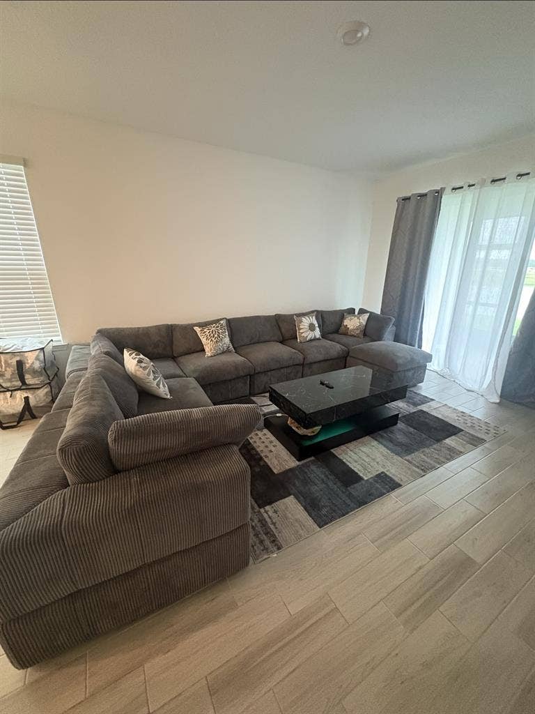 Room for rent, move in asap if need