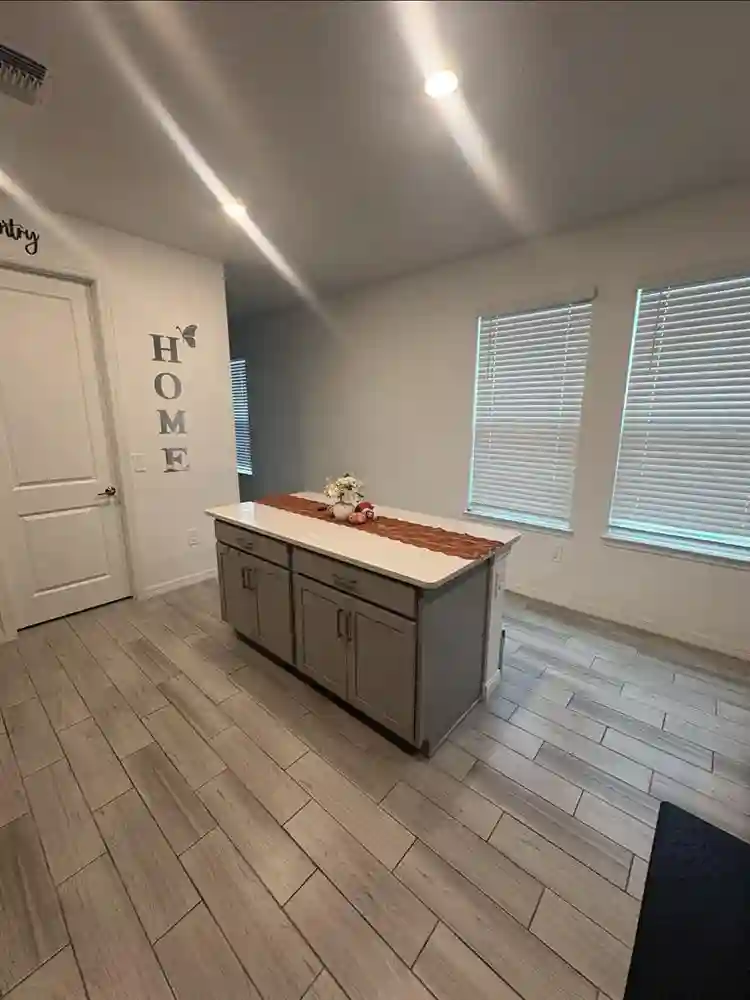 Room for rent, move in asap if need