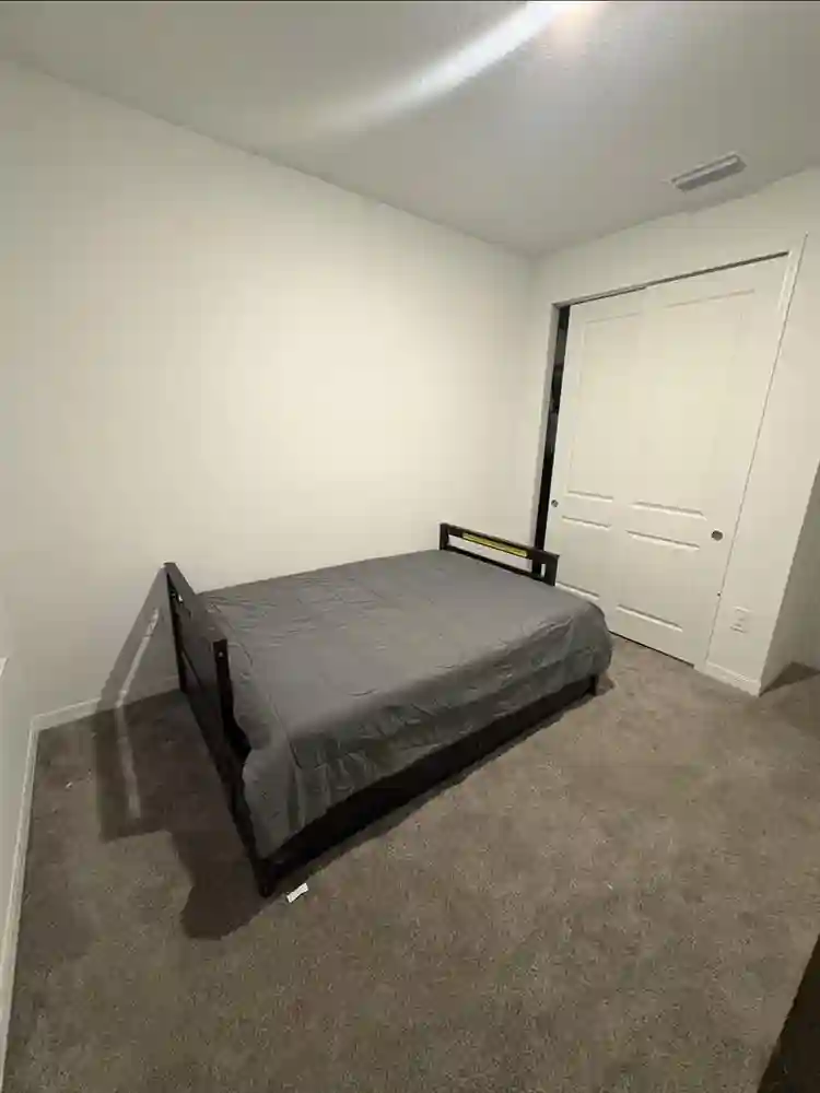 Room for rent, move in asap if need