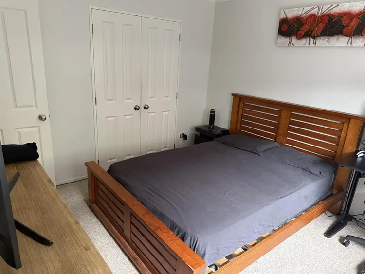 Flatmate wanted (Botany)