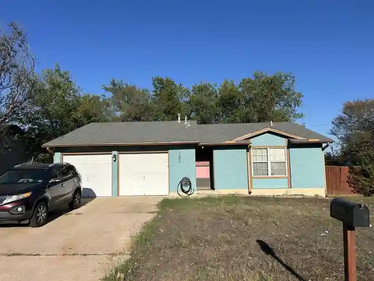 Room for Rent - Round Rock