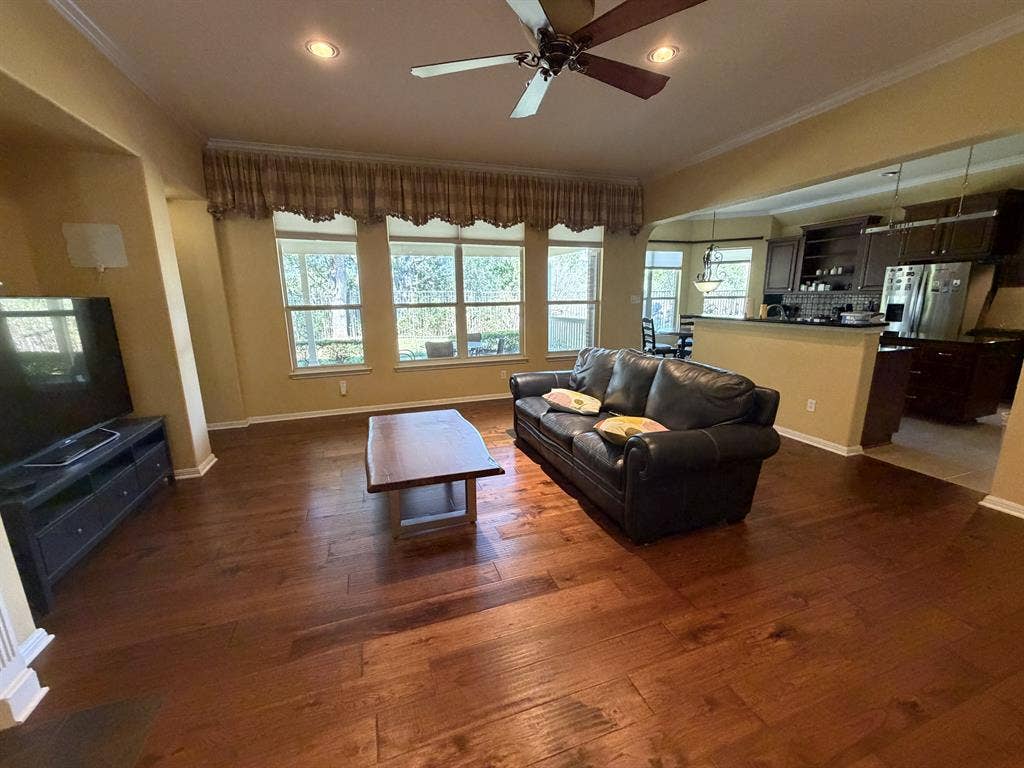 Private 2nd Floor - NW Austin