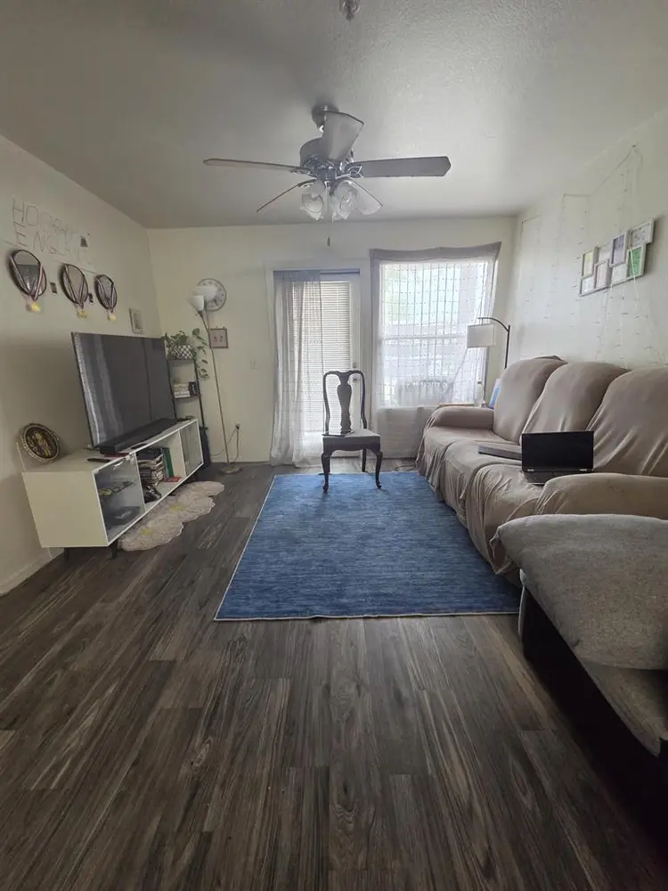 1 Bed room apartments for sublease