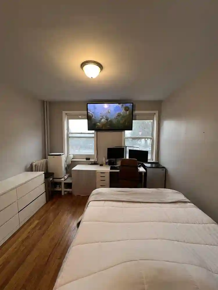 Furnished Room to Sublet.