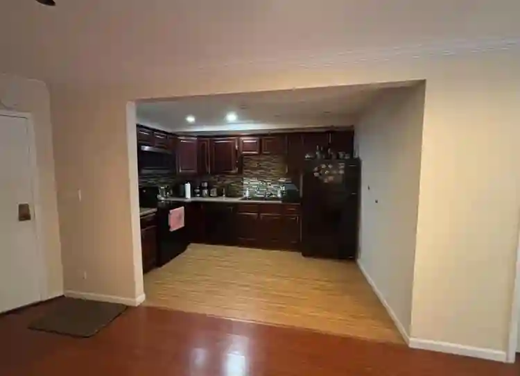 Room in Elk Grove Village