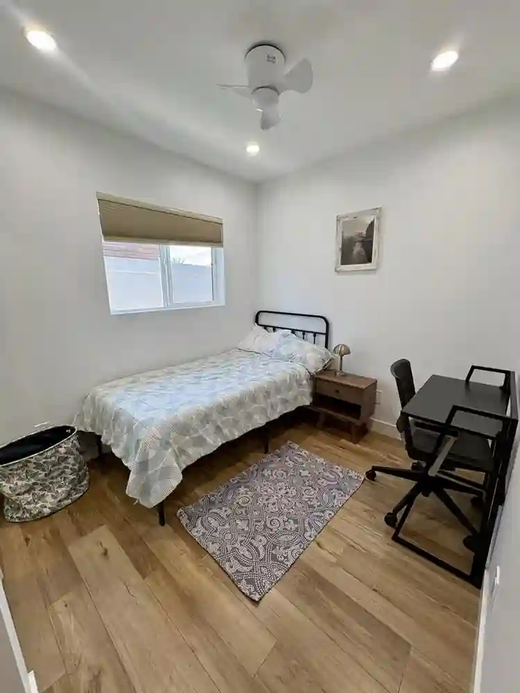 Private 2bed/1bath-Fully furnished