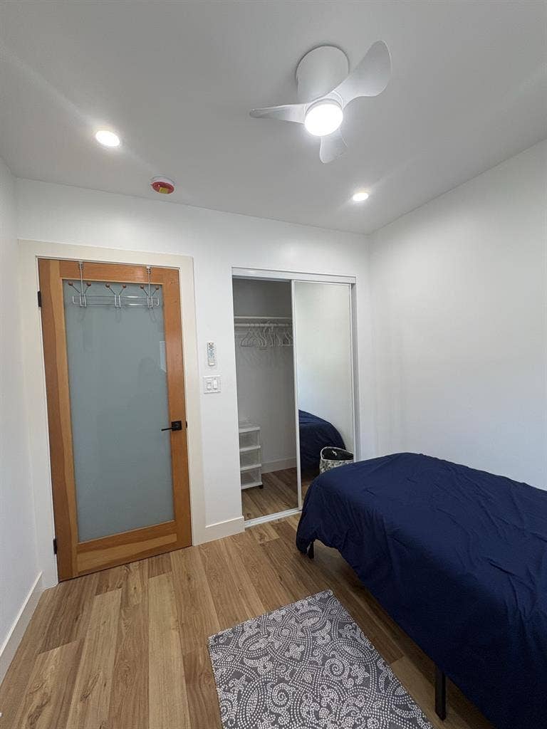 Private 2bed/1bath-Fully furnished
