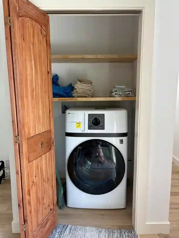 Private 2bed/1bath-Fully furnished