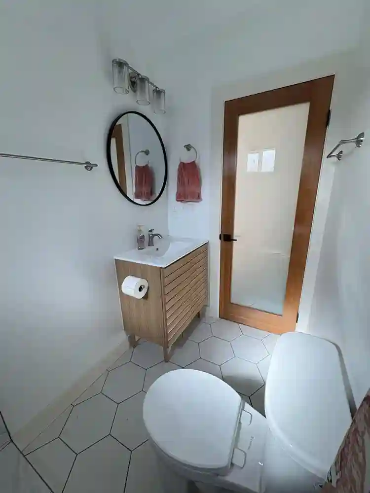 Private 2bed/1bath-Fully furnished