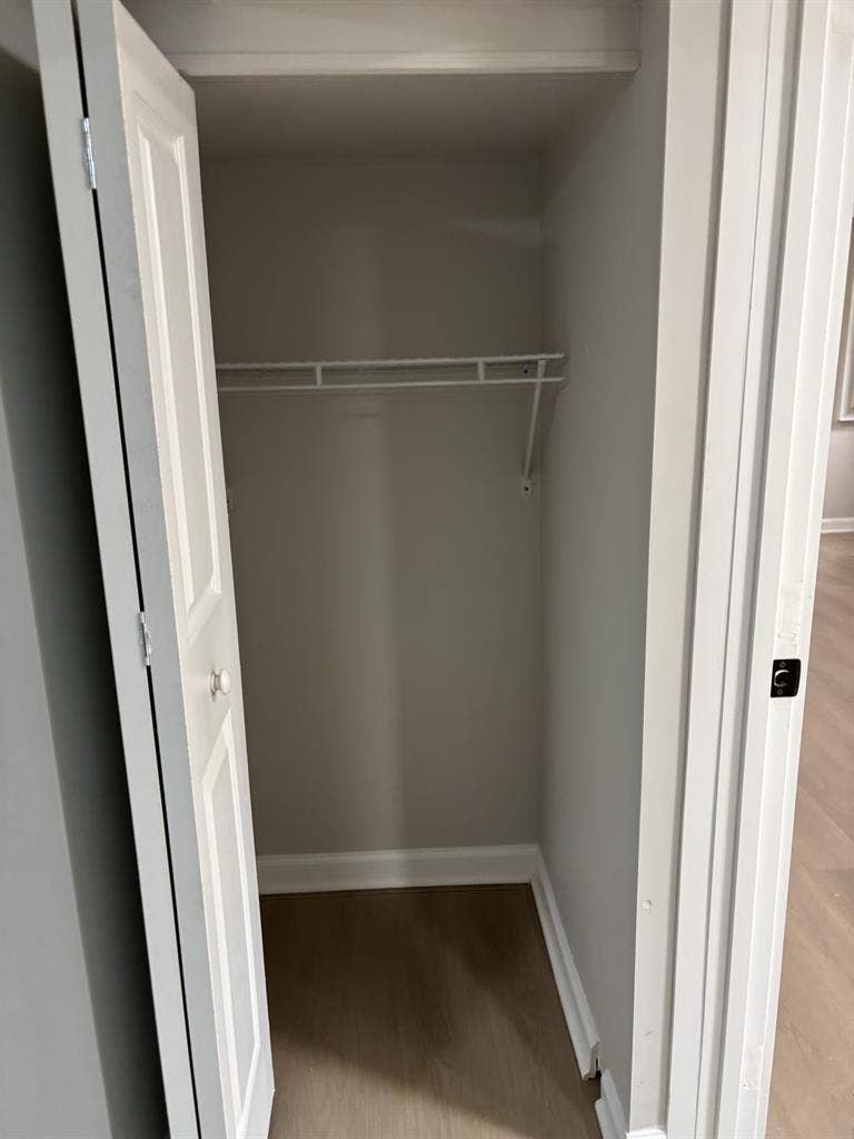 Private Basement room shared bath