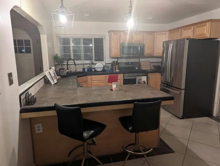 1 bedroom & a private bathroom