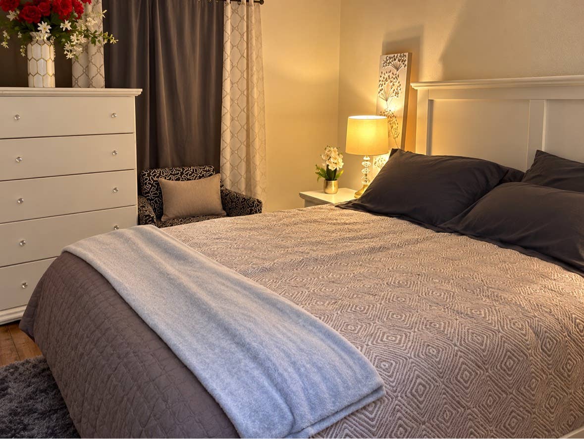 Cozy two bedroom fully furnished!