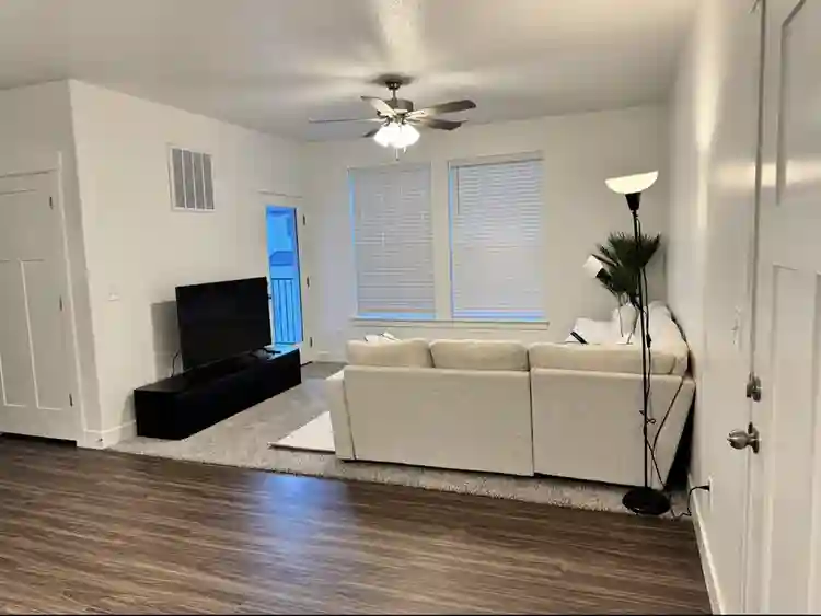Private Room for rent $685