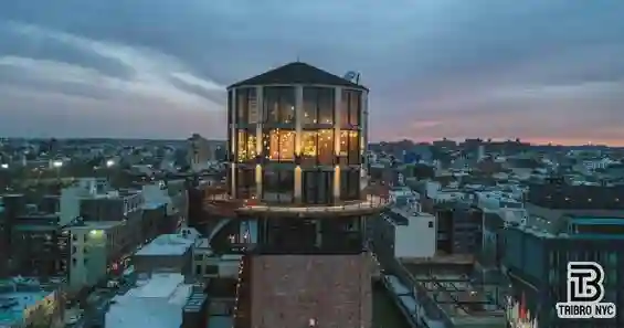 Live in the Heart of Williamsburg
