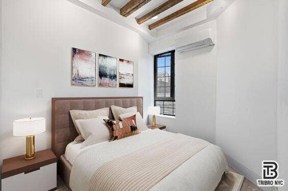 Live in the Heart of Williamsburg