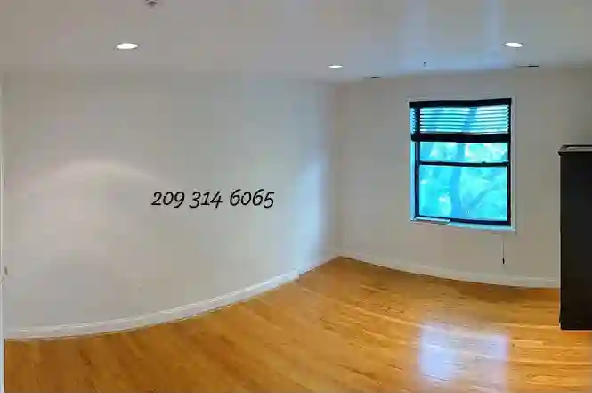 Bright & Sunny Spacious