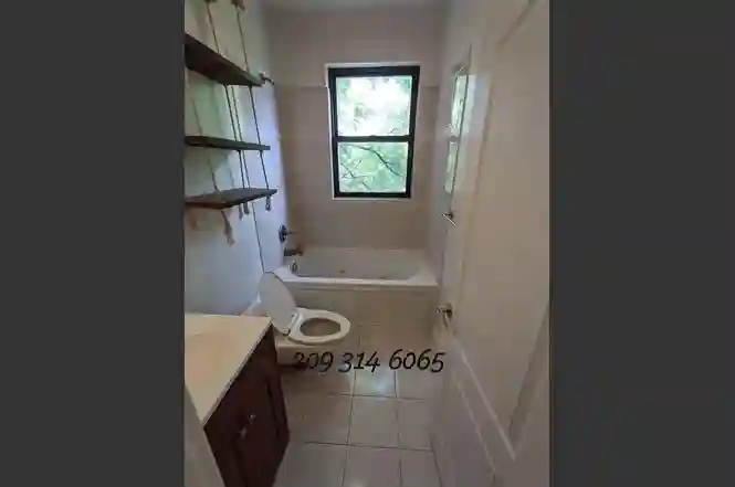 Bright & Sunny Spacious
