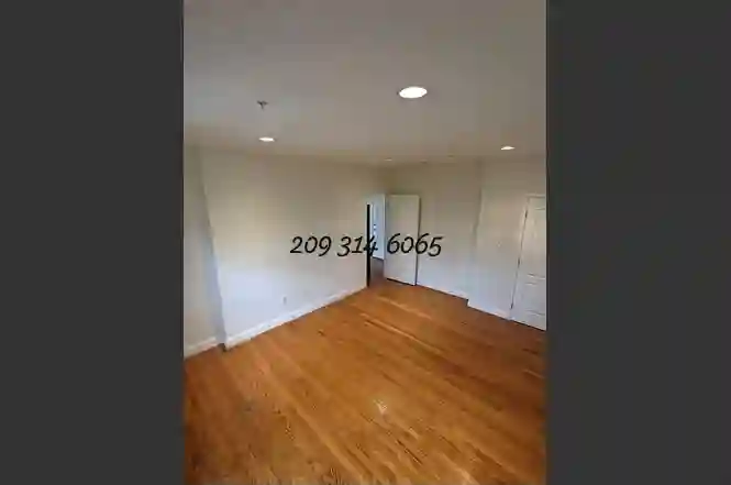 Bright & Sunny Spacious