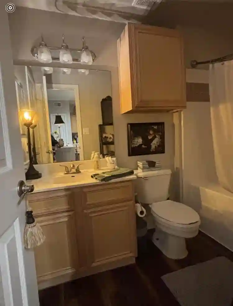 Room~Private Bathroom~Great View