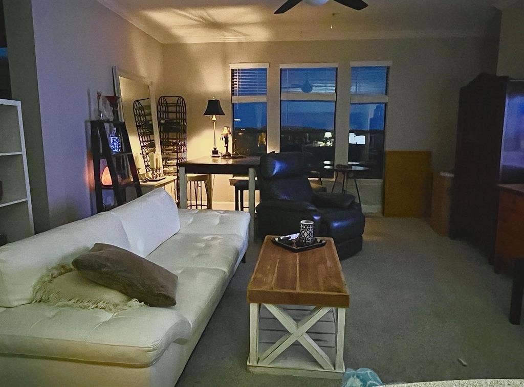 Room~Private Bathroom~Great View