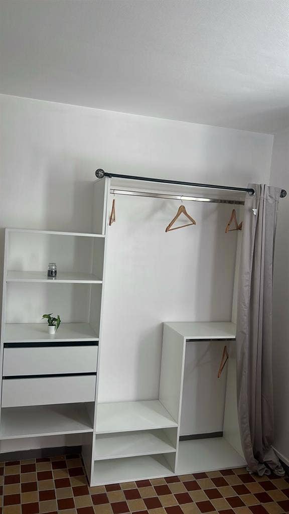 Colocation féminine, chambres