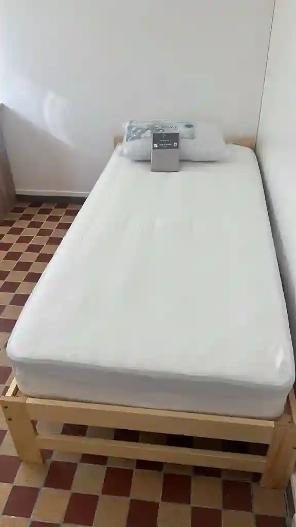 Colocation féminine, chambres