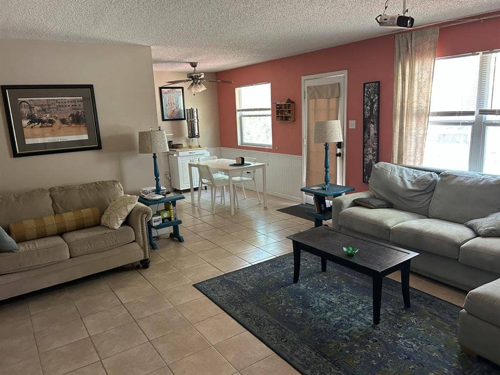 Private Room for Rent - Round Rock